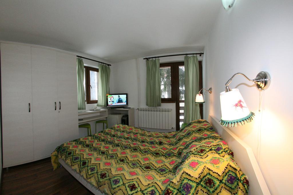 La Buni Busteni Room photo